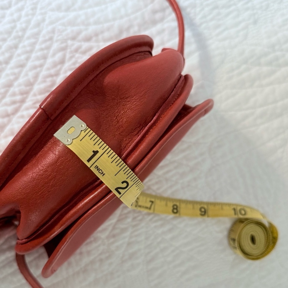 Coach Vintage Red Leather Crossbody Bag - Picture 15 of 16